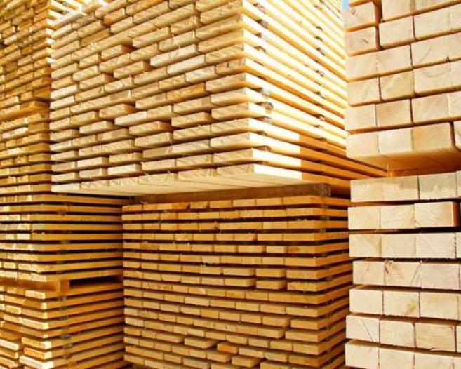 Брус производства компании Мебелькласс.